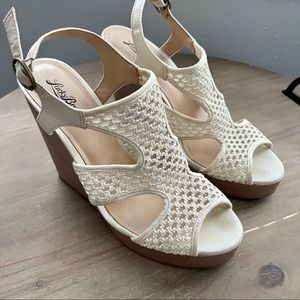 Lucky Brand Creme Wedges (Size 10)